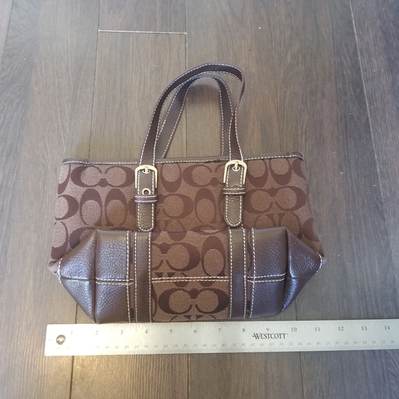 Brown Coach Classic Minibag - Picture 3 of 10